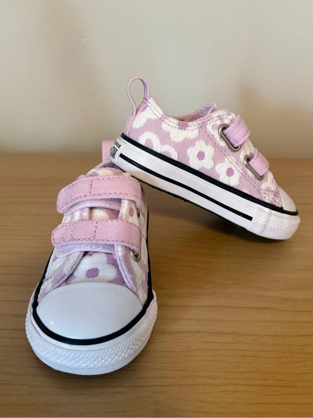 Toddler Pink Floral Canvas Velcro Converse